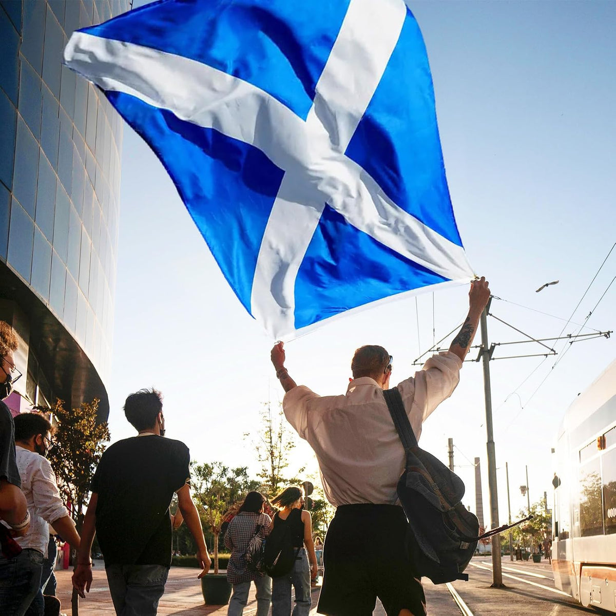 Scottish Flag 5Ft X 3Ft with Eyelets, Coronation Decorations, Vivid Color Fade Proof Polyester Canvas Header Double Stitched National St Andrews Cross Flag 90 * 150CM